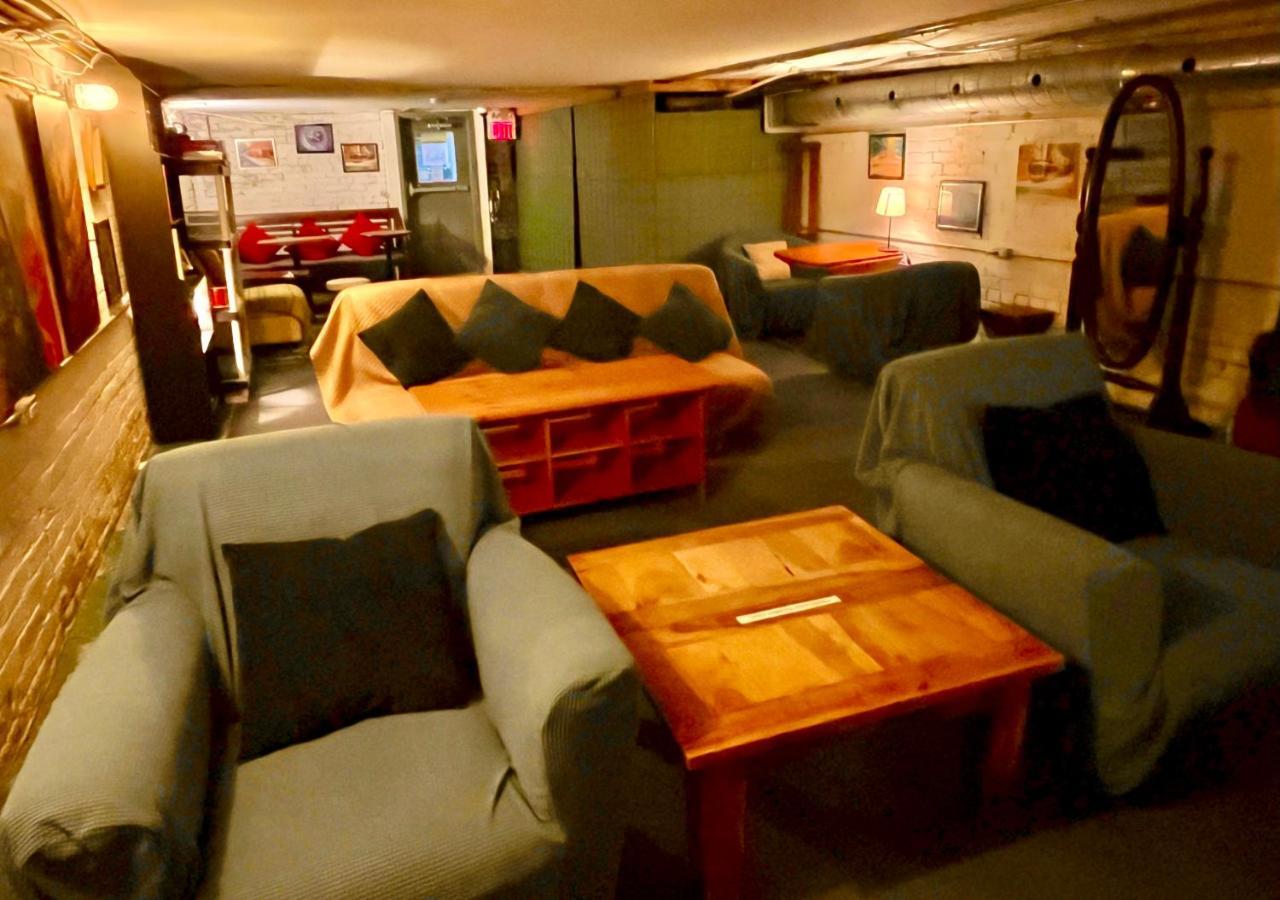 The Only Backpacker'S Inn (Adults Only) Toronto Dış mekan fotoğraf