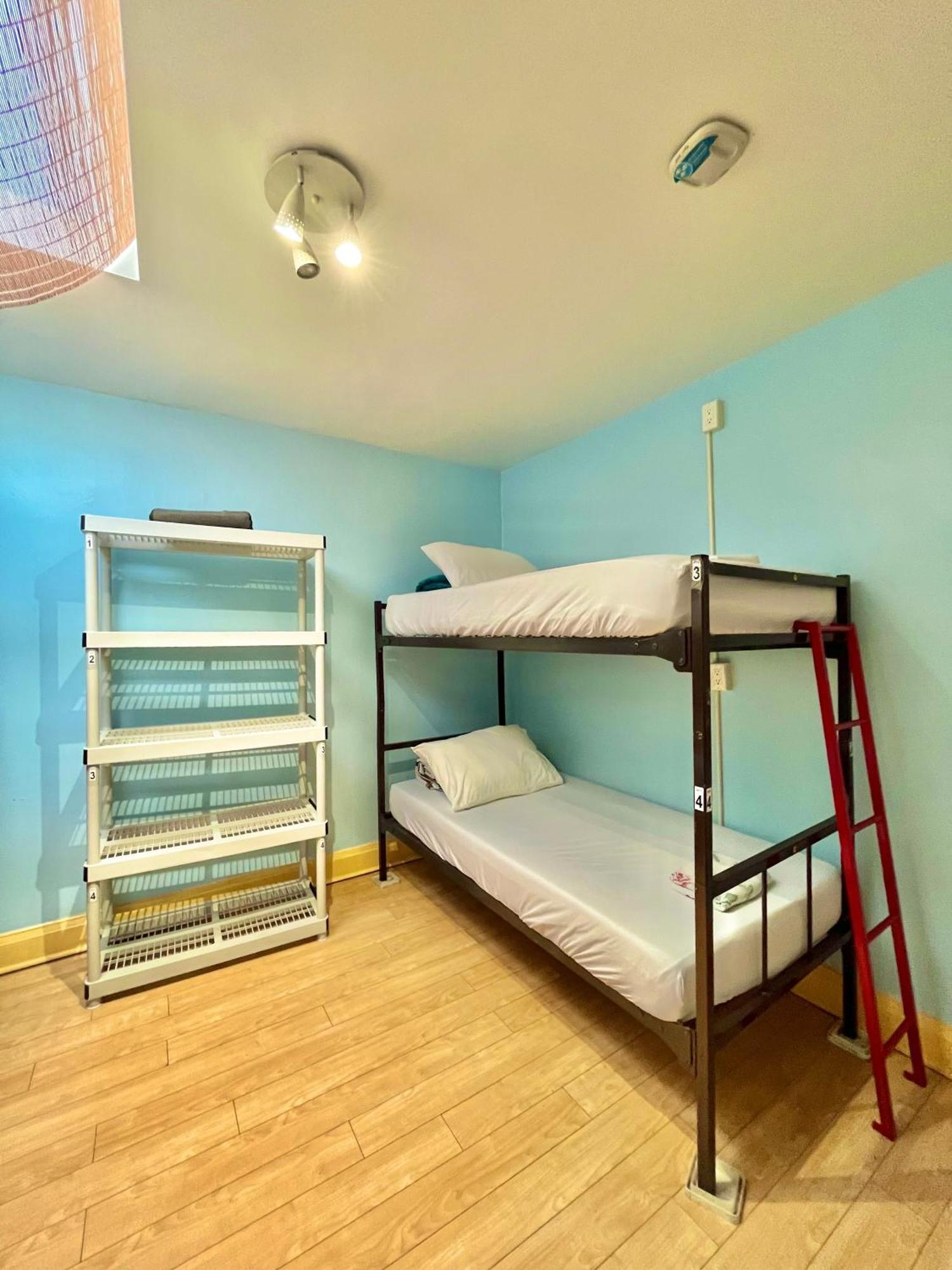 The Only Backpacker'S Inn (Adults Only) Toronto Dış mekan fotoğraf